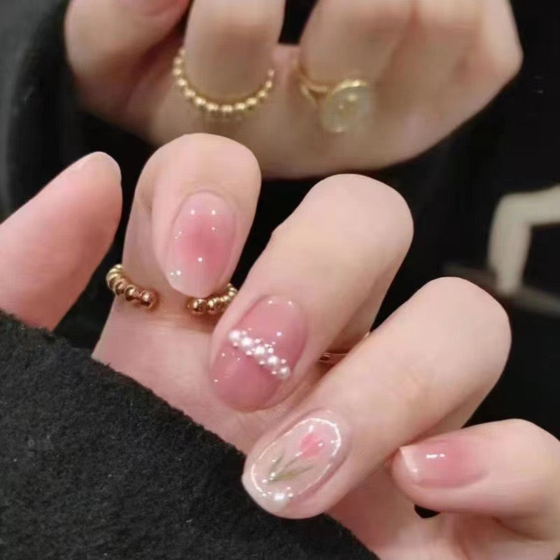 Pearl Tulip Pink Nail