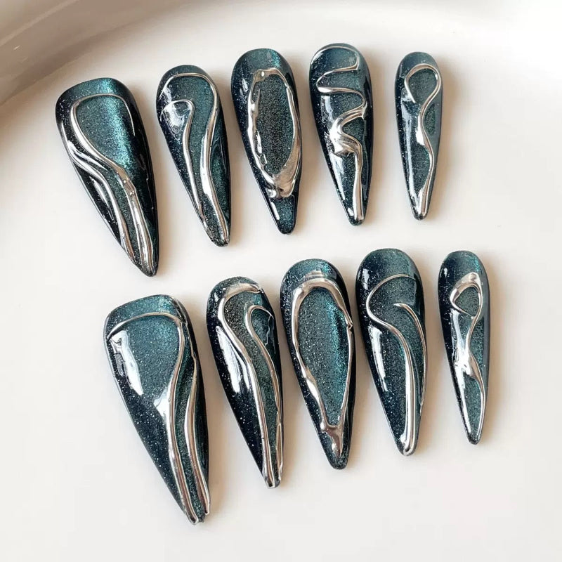 Line Blue Cat Eye Nail