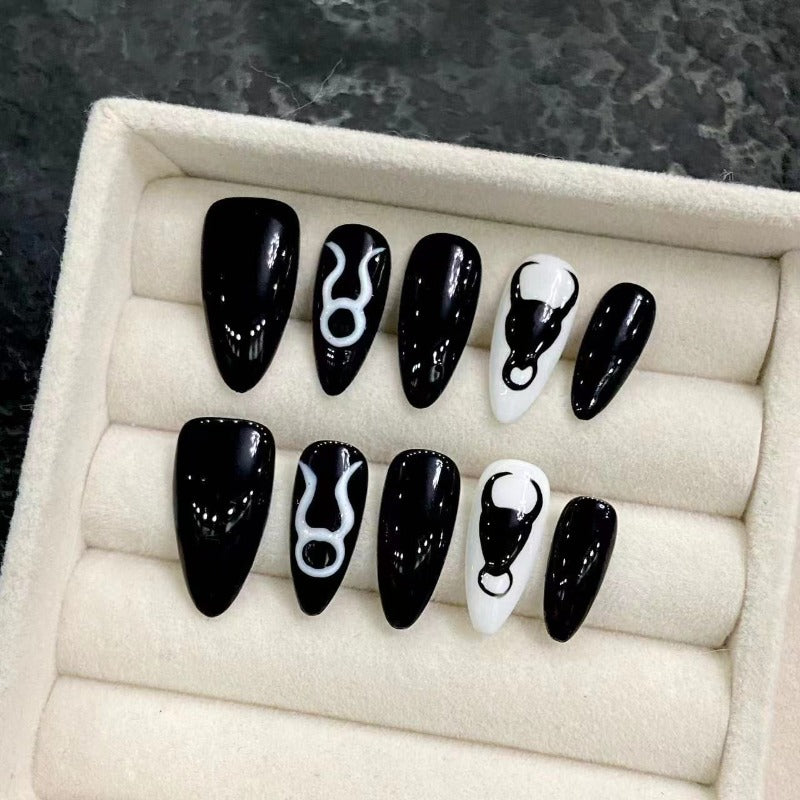 Taurus Handmade Press On Nail
