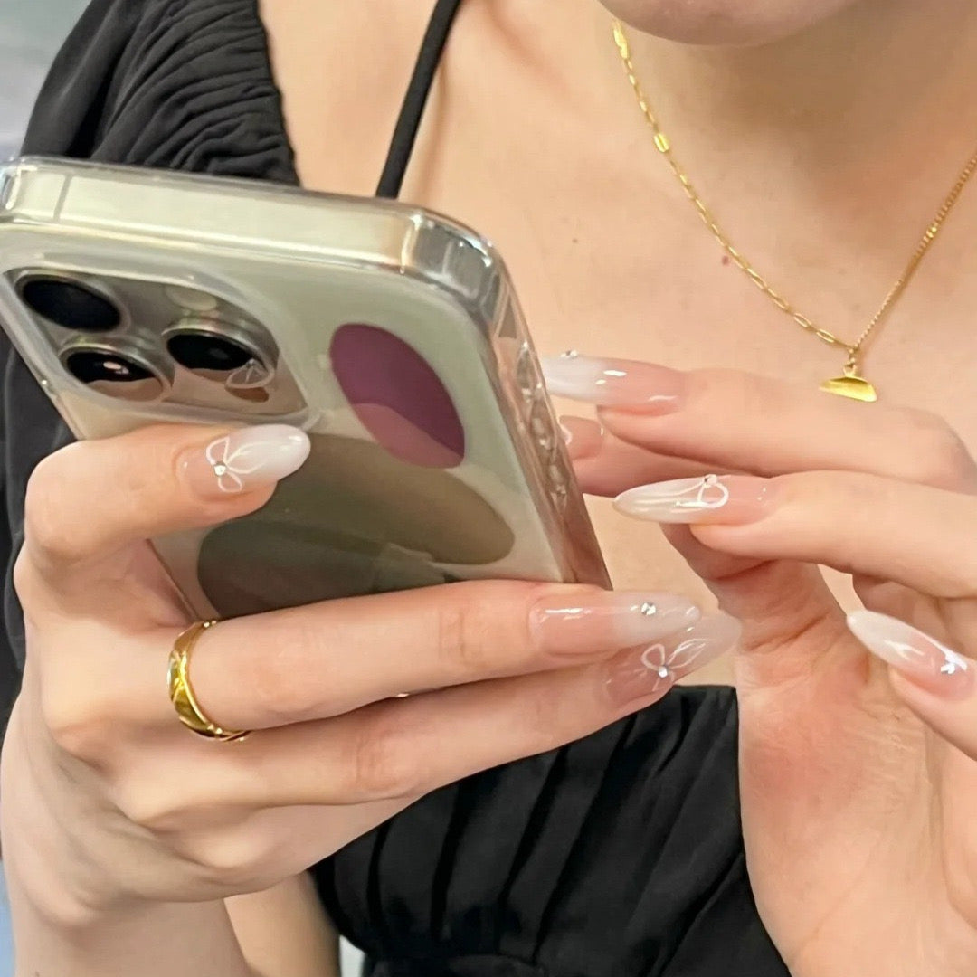 Bow Elegant French Nail