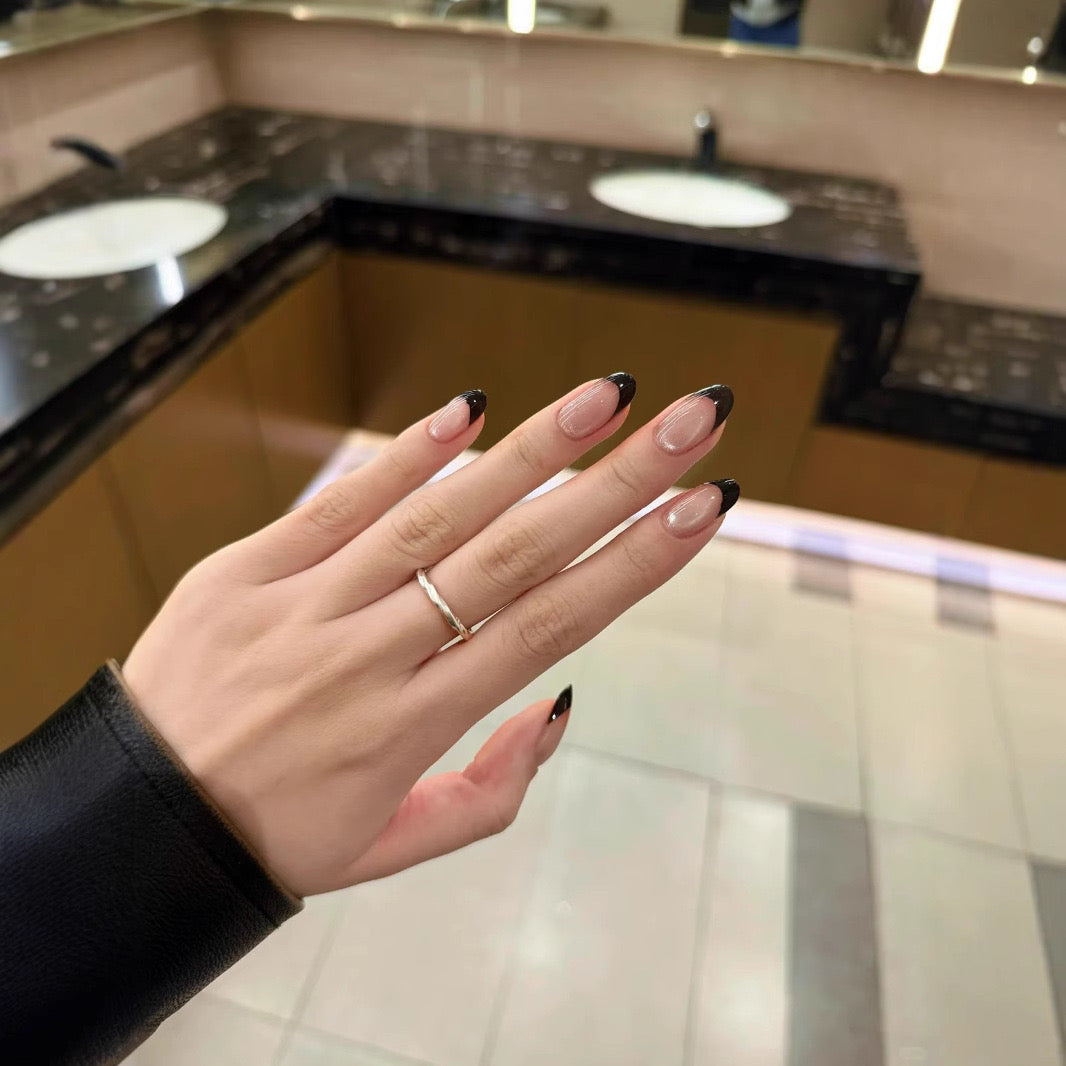Black Edge French Nail