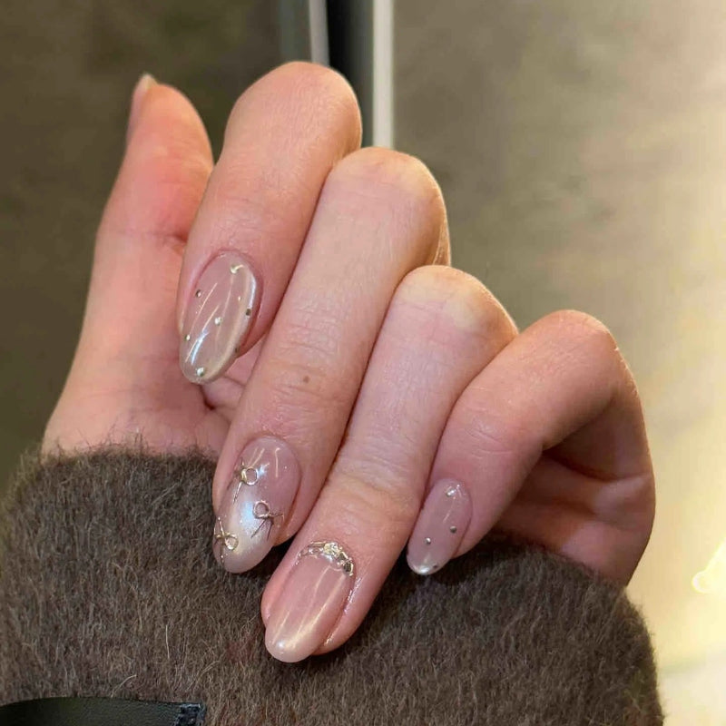 Ribbon Polka Dot Cat Eye Nail
