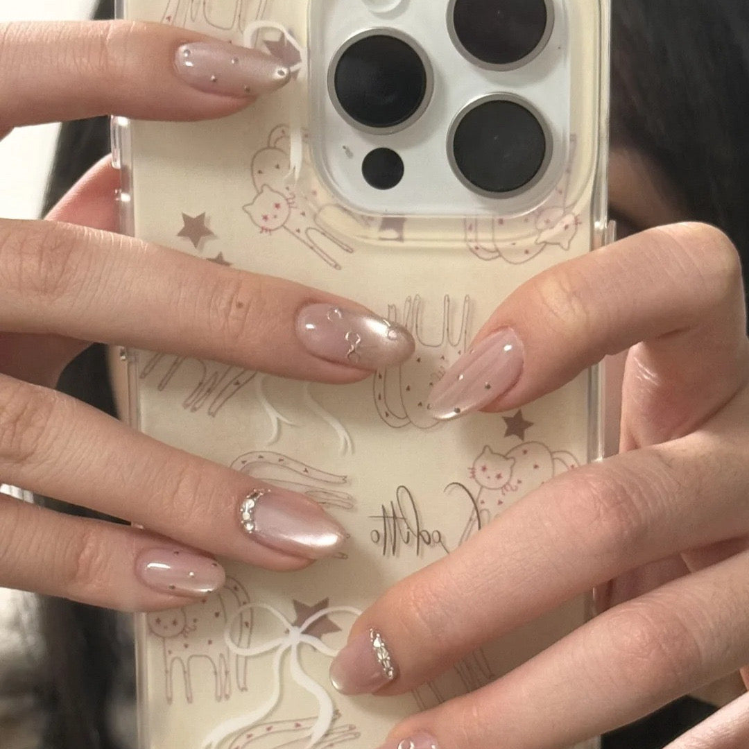 Ribbon Polka Dot Cat Eye Nail