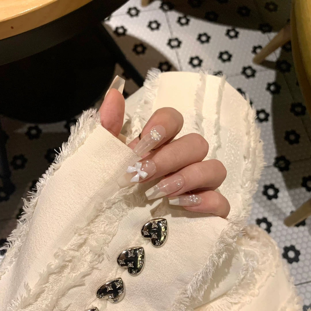 Bow Tie White Nail