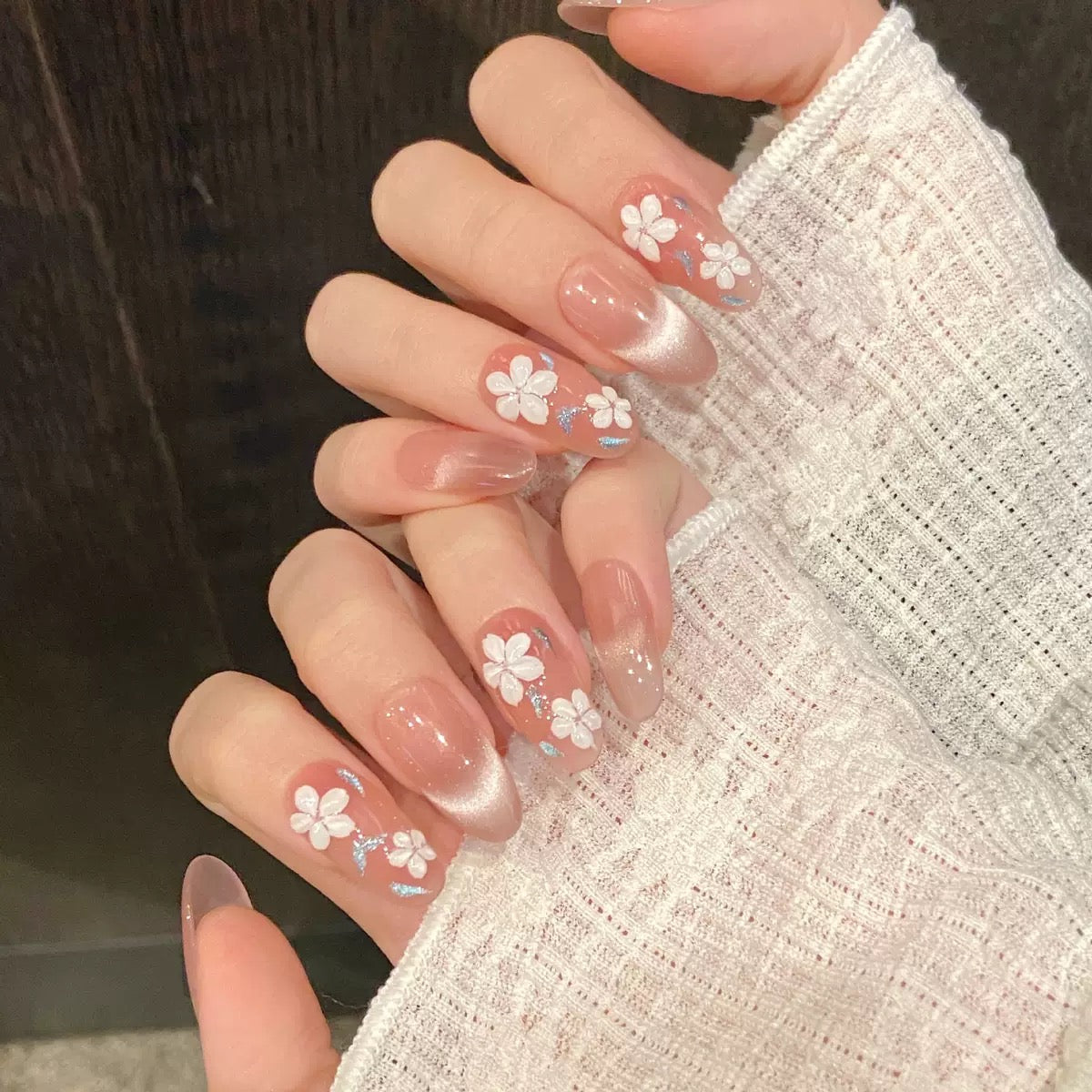 Floral Pink Cat Eye Nail
