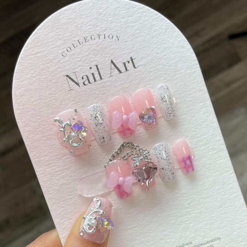 Adolescent Girls' Hearts Handmade Press On Nail