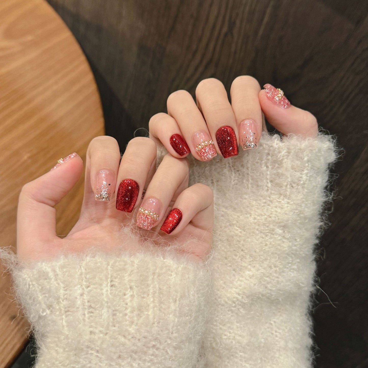 Pearl Red Short Nail